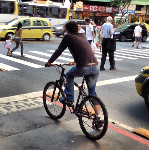 Bicicleta-semaforo-copacabana