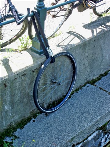 Uma roda presa